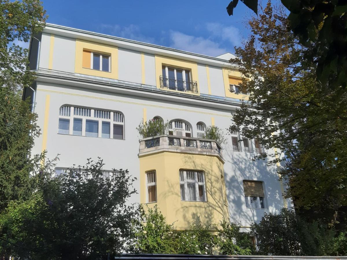 Green Hill Apartment Budapeszt Zewnętrze zdjęcie